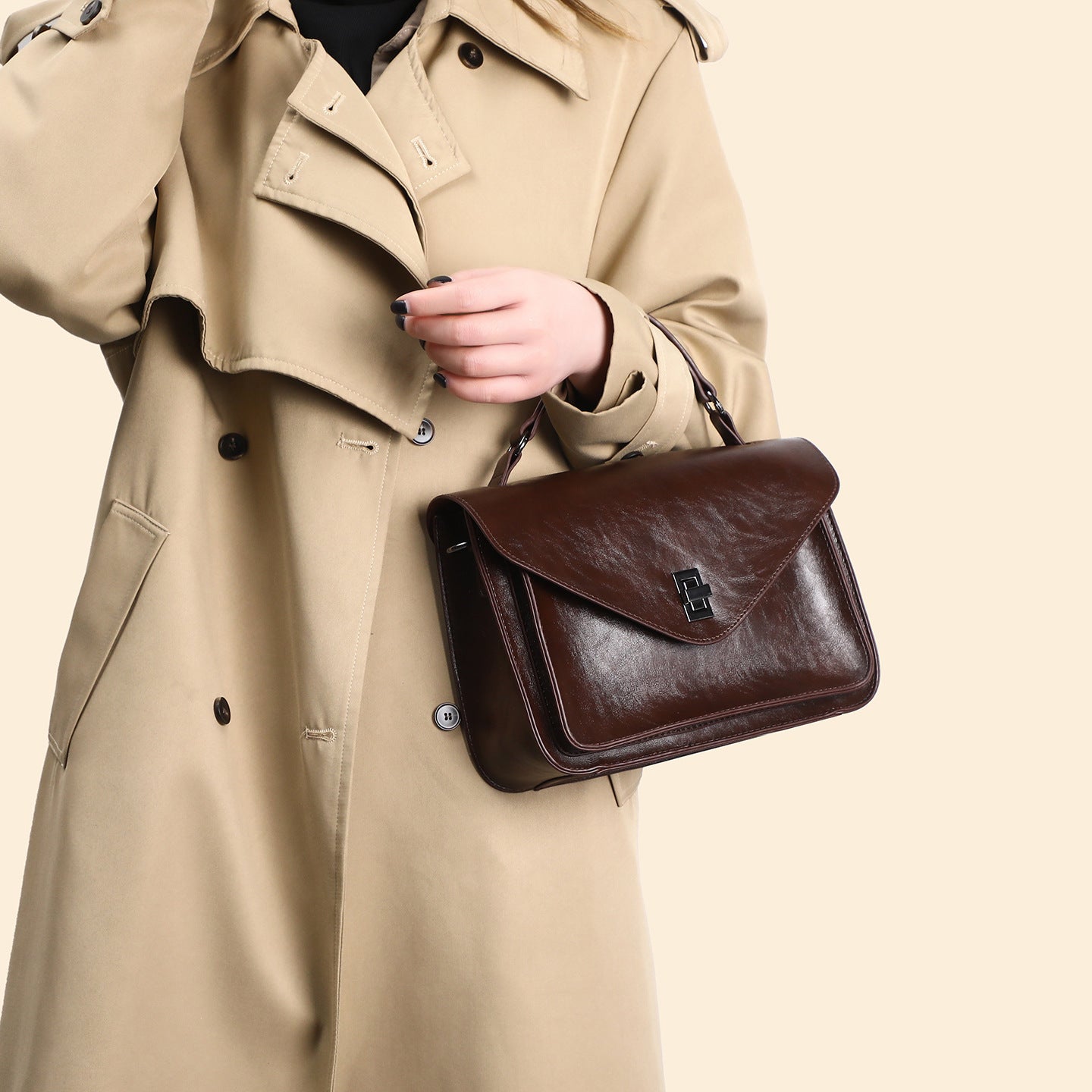 Oil-waxed leather vintage minimalist women's crossbody bag in multiple colors with stitching details